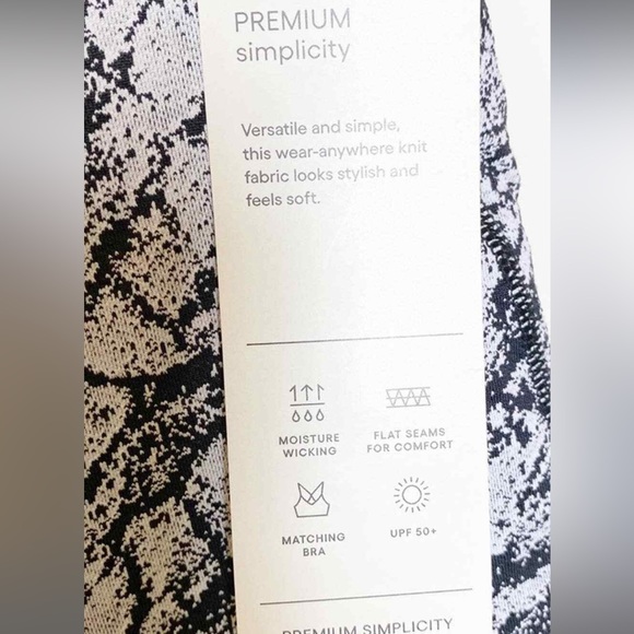 All In Motion Simplicity Marble Print Contour High-Rise 7/8 Leggings size Medium - Picture 14 of 16
